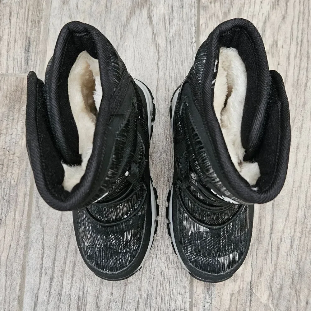 Hobibear Black and Gray Faux Fur Lined Snow Boots Size 8.5 Toddler